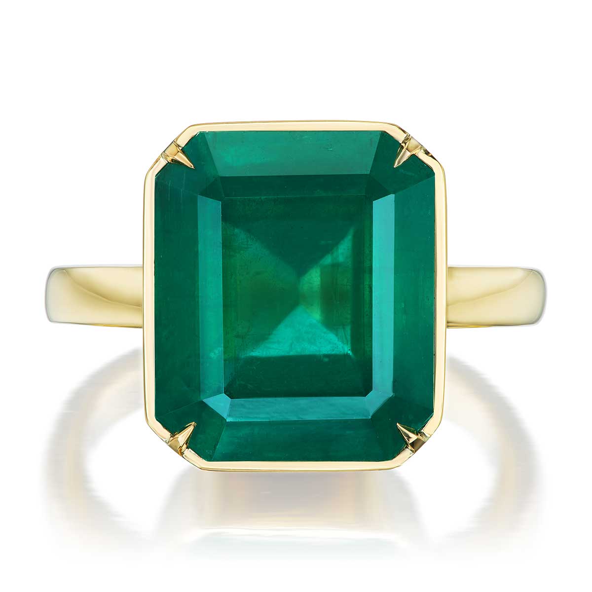 Emerald Diamond Ring. 18K Gold. Bow Tie Design. May Birthstone. 20th A